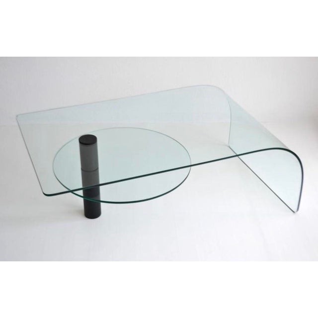 1970s Post-Modern Two-Tier Waterfall Edge Glass Cocktail Table For Sale In Baltimore - Image 6 of 11