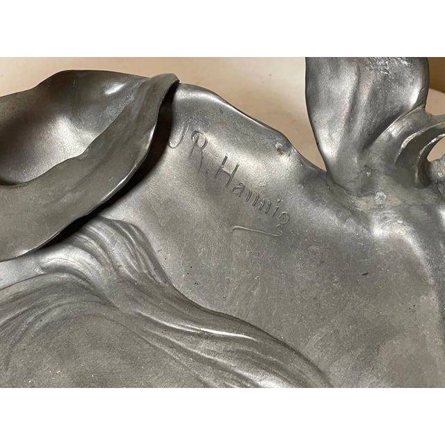 1920s Large j.r Hannig Pewter Art Nouveau Figural Footed Platter Centerpiece Tray Dish For Sale In New York - Image 6 of 12