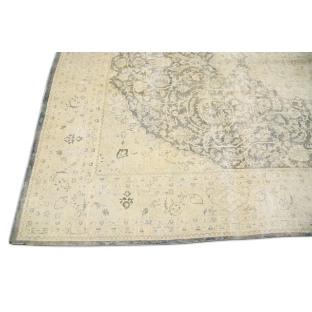 Traditional Beige & Gray Floral Design Handwoven Wool Vintage Turkish Rug 7'10" X 11'6" For Sale - Image 3 of 6