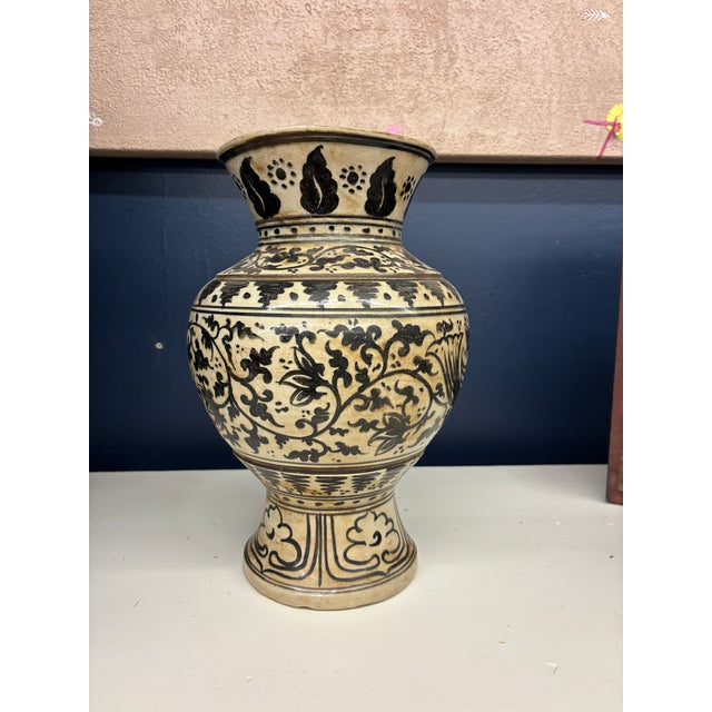 Asian Antique 16 Century Sukotai Vase Hamsa Motif For Sale - Image 3 of 8