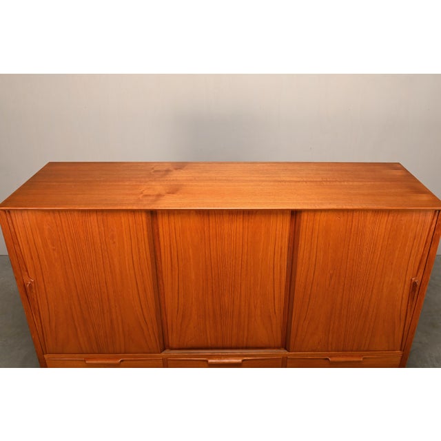 Teak Sideboard by Gunni Omann for Omann Jun Møbelfabrik, Denmark, 1960s For Sale - Image 14 of 18