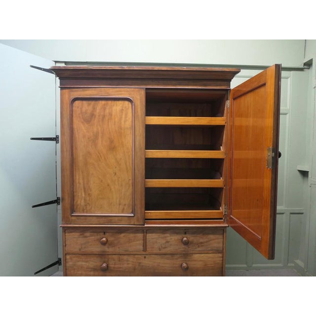 Late 19th Century Victorian Mahogany Linen Press from Heals, 1880 For Sale - Image 5 of 8