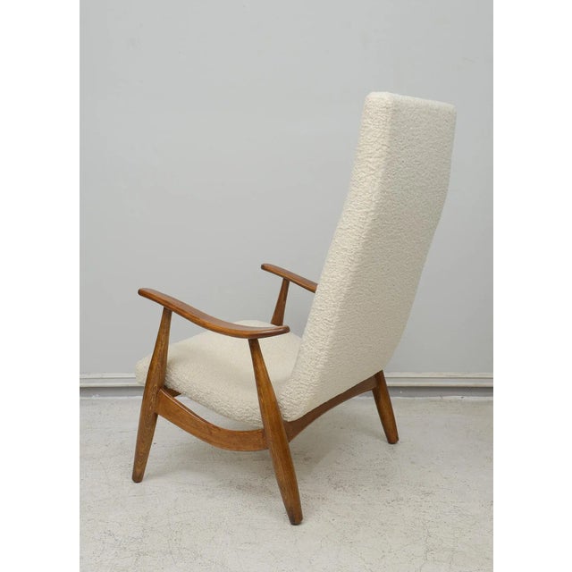 White Pair of Scandinavian Mid-Century Lounge Chairs For Sale - Image 8 of 9