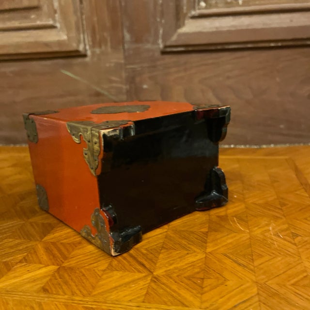 Asian Style Lacquer Playing Card Box For Sale - Image 6 of 8