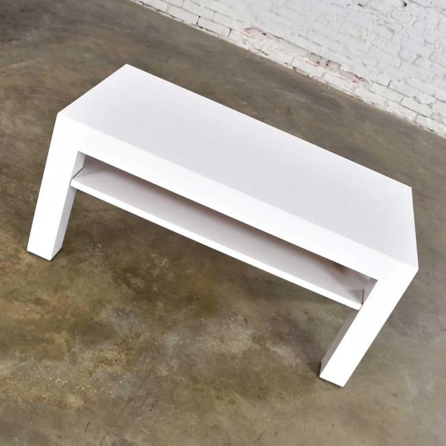 Mid-Century Modern Mid 20th Century Mid-Century Modern Two-Tiered White Laminate Parson’s Style Coffee or End Table For Sale - Image 3 of 13