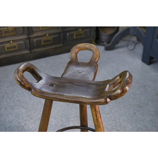 Mid-Century Modern Brutalist Marbella High Stools by Sergio Rodrigues, 1950s, Set of 2 For Sale - Image 3 of 9