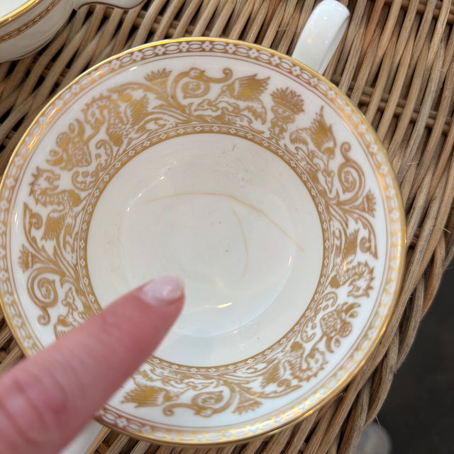 Late 20th Century Wedgwood Florentine Gold Dragon Dishes- 114 Pieces Service for 12 For Sale - Image 11 of 12