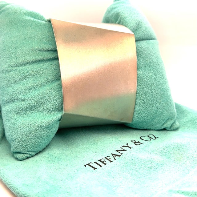 2020s Tiffany & Co. Sterling Silver Frank Gehry Torque Wide Cuff Bangle 166g For Sale - Image 5 of 9