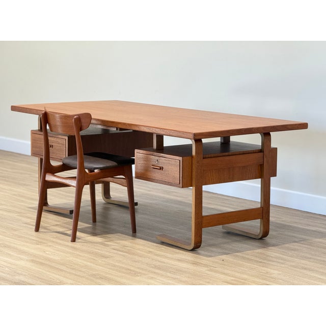 Mid-Century Modern Large Danish Executive Desk in Teak by Jørgen Clausen for Brande Møbelfabrik, 1950s For Sale - Image 3 of 12