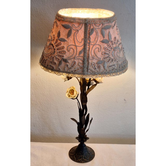 Art Deco French Table Lamp with Metal Frame, Porcelain Flowers, and Fabric Shade, 1930s For Sale - Image 3 of 11