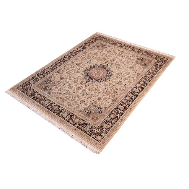 Designed with mesmerizing intricacy and gorgeous color palette, this hand-knotted masterpiece demonstrates the beauty and...