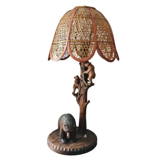Rustic Three Bear Family Table Lamp with Wicker Shade, 1950 For Sale - Image 4 of 6