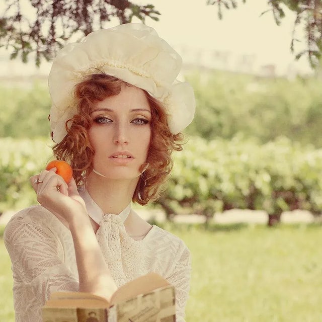 Dasha & Mari, News, Limited Edition, 2019 For Sale - Image 4 of 5