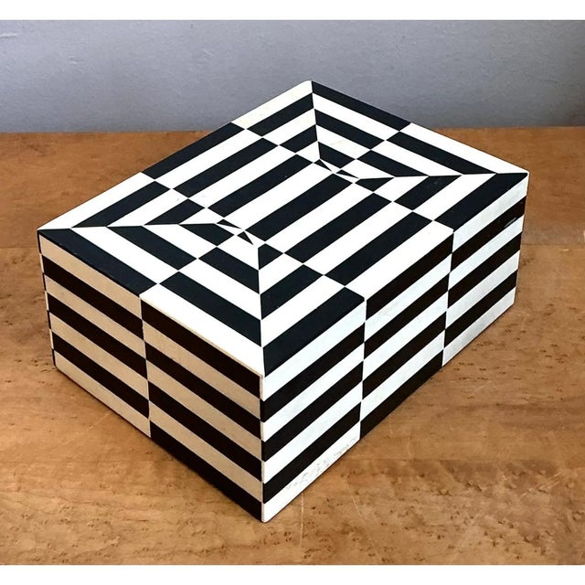 Mid 20th Century Vintage Black and White Bone Box For Sale - Image 5 of 14