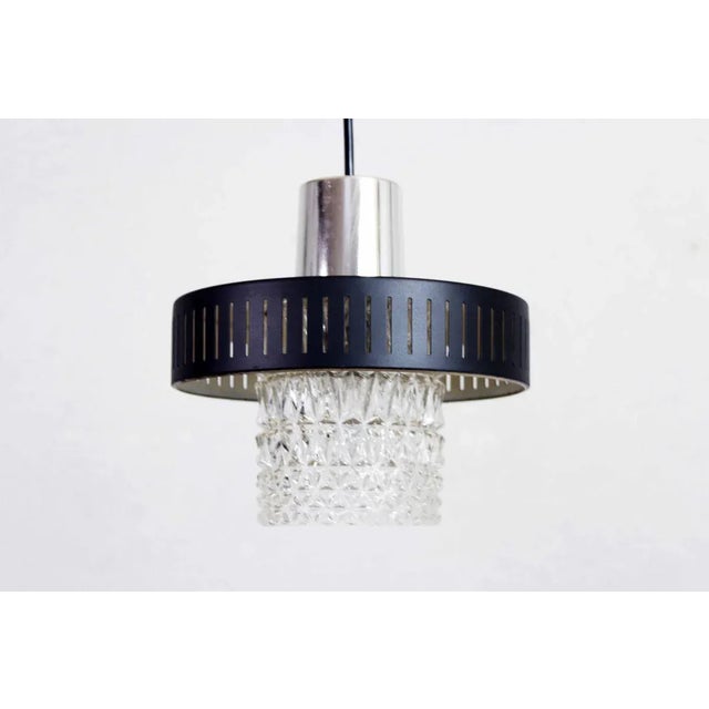 Suspension Richard Essig vintage metal and glass We love this original suspension design conceived by Richard Essig in the...