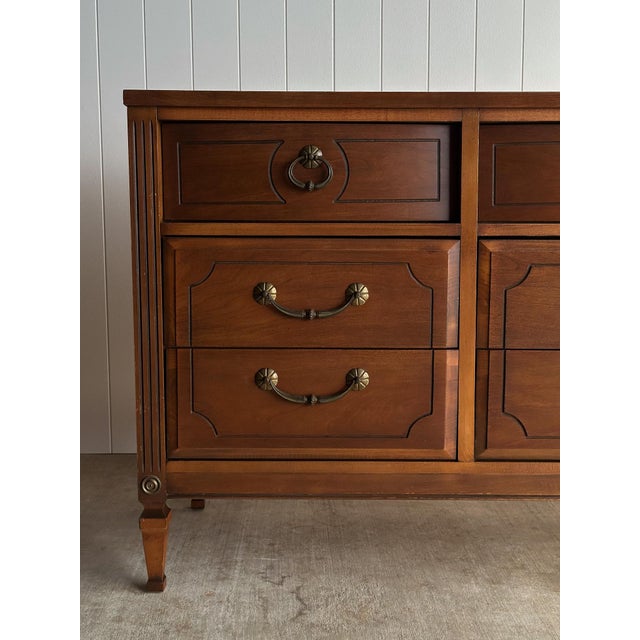 Mid-Century Modern Vintage Ward Walnut Nine-Drawer Triple Dresser With Fluted Details For Sale - Image 3 of 16