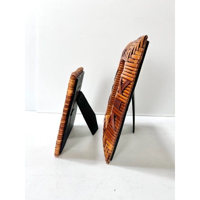 Contemporary Vintage Woven Rattan Picture Frames – Set of 2 Handwoven Boho Coastal Frames With Easel Backs For Sale - Image 3 of 8