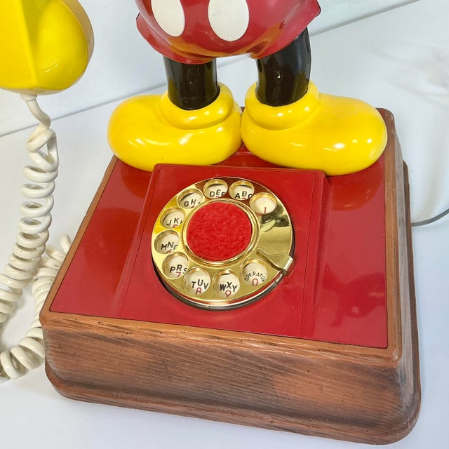 Ruby Red 1976 Vintage First Edition Americana Pop Culture Mickey Mouse Rotary Telephone. For Sale - Image 8 of 18