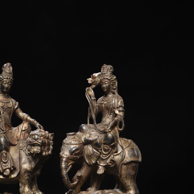 Pair of Antique Gilt Bronze Bodhisattva Statues on Lion and Elephant Mounts, 0.9kg Each For Sale In Los Angeles - Image 6 of 9