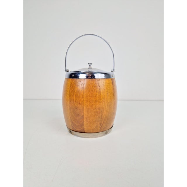 Vintage Wooden Barrel Ice Bucket with Ceramic Interior, 1960s For Sale - Image 4 of 7