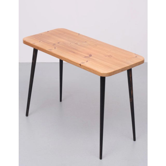 Mid-Century Modern Vintage Pine Side Table, 1960s For Sale - Image 3 of 8