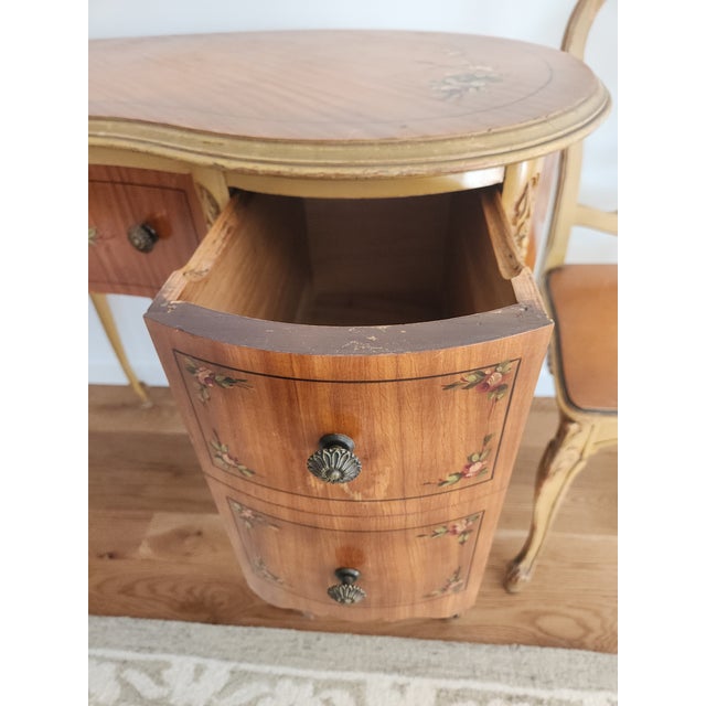 Vintage French Louis XV–Style Kidney-Shaped Desk / Vanity With Chair For Sale - Image 11 of 15