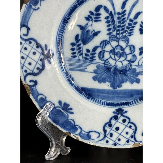 Dutch Delft Charger, 18th Century For Sale - Image 3 of 10