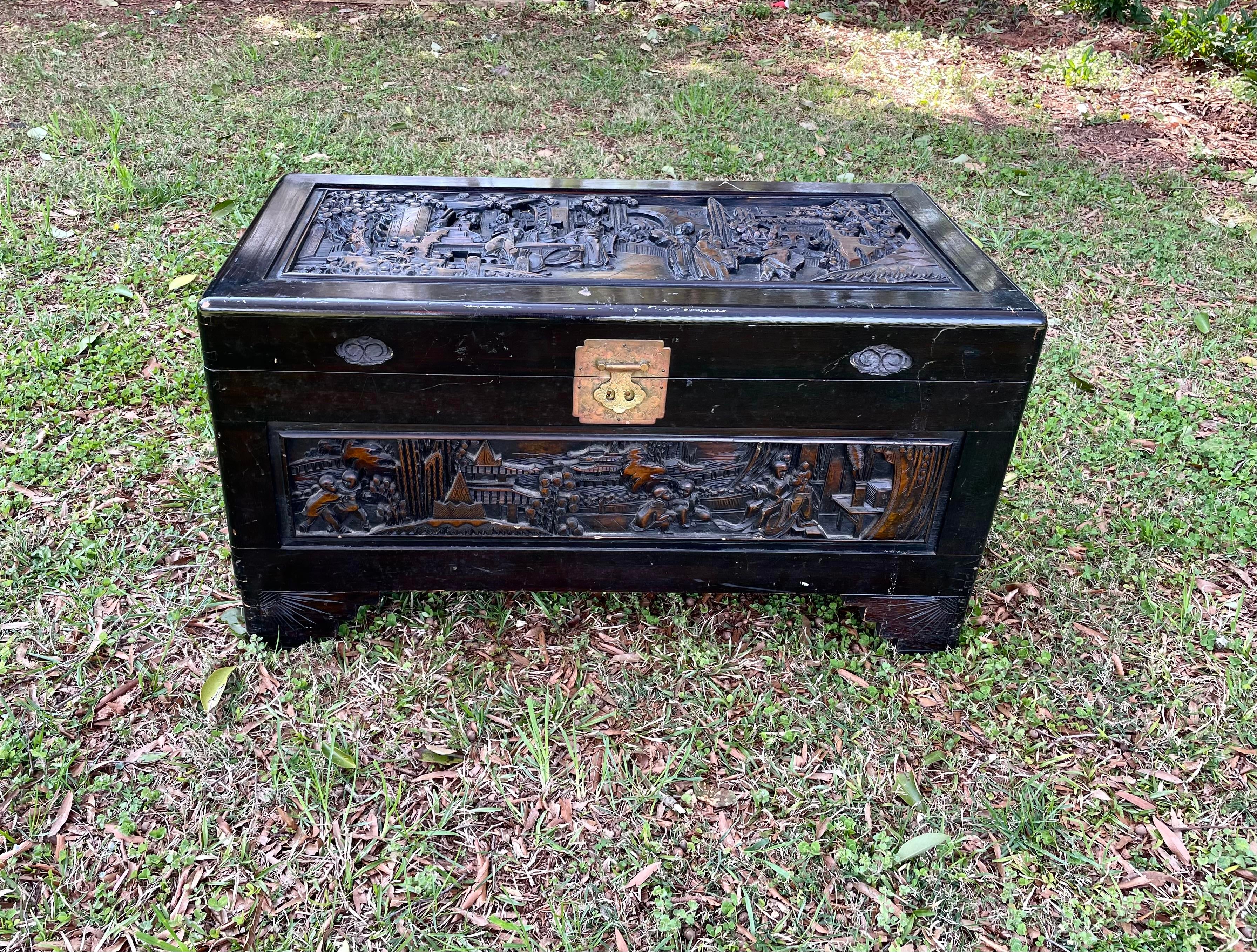 1980s Vintage Majestic Co. Carved Wooden Chinoiserie Trunk/Chest