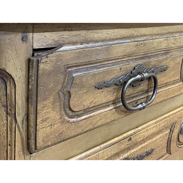 18th Century Louis XV Walnut Chest of Drawers with Grey Top For Sale - Image 16 of 18