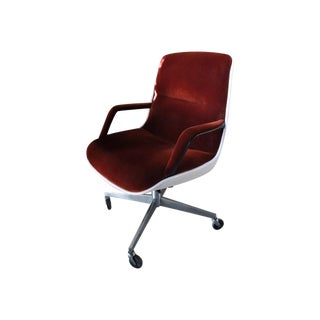 Vintage Mid-Century Executive Desk Chair For Sale