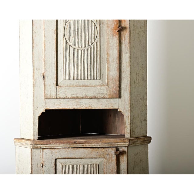 Wood Early 19th Century Swedish Gustavian Period Painted Corner Cabinet For Sale - Image 7 of 14
