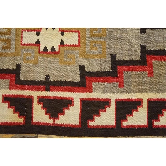 1920s Gray Geometric Tribal Antique American Navajo Rug 4' 9" X 8' 2" Flatweave Wool Carpet For Sale In New York - Image 6 of 12