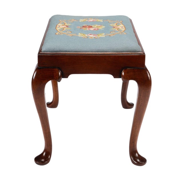 Brown American Queen Anne Style Slip Seat Mahogany Stool, 1900-50 For Sale - Image 8 of 13