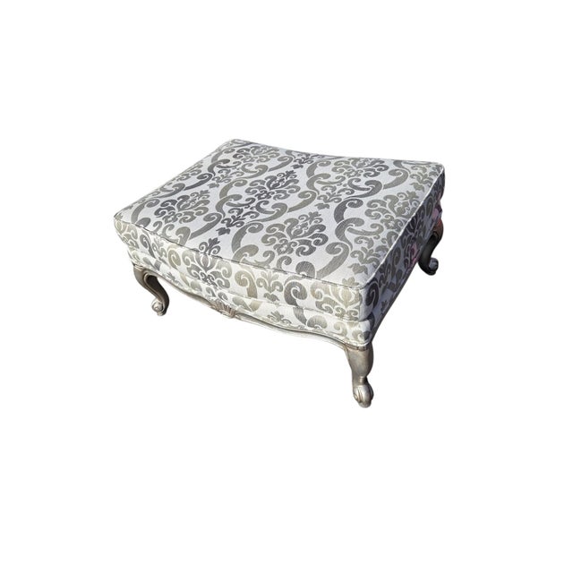 1990s Oversized Ethan Allen Versailles Bergere Lounge Chair & Ottoman Set Damask For Sale - Image 18 of 18