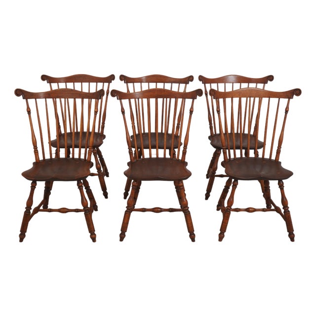 Set of 6 Bench Made Windsor Dining Room Chairs For Sale