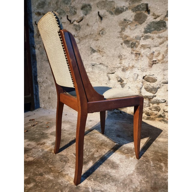 Wood Mid-Century French Walnut Dining Chairs in Light Taupe Upholstery, 1950s, Set of 5 For Sale - Image 7 of 18