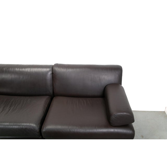 The Amanta modular sofa was designed by the renowned Italian architecht Mario Bellini for B&B Italia. A versatile seating...