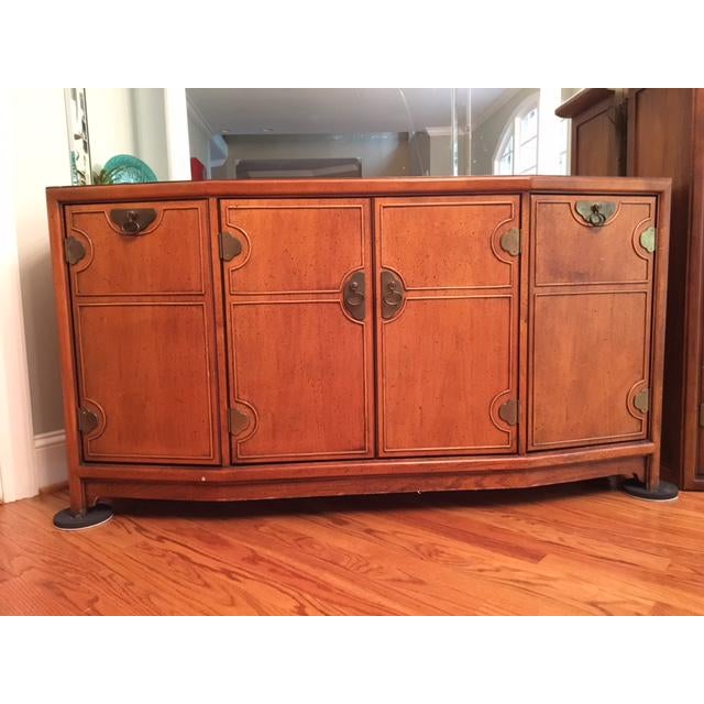 Hickory Manufacturing Company Hutch Chairish