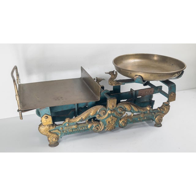 Farmhouse Early 20th Century Turquoise Teal and Gold Cast Iron Grocery Scale Balance For Sale - Image 3 of 18