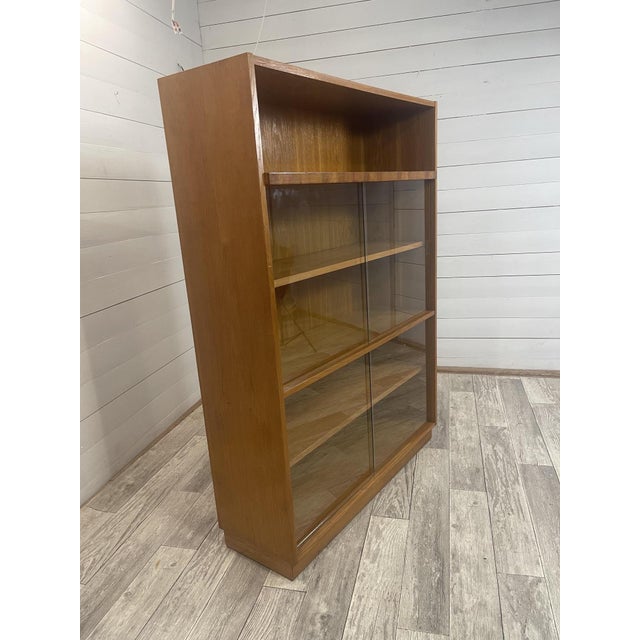 Mid-Century Modern Vintage Bookcase from Interier Praha, 1950 For Sale - Image 3 of 6