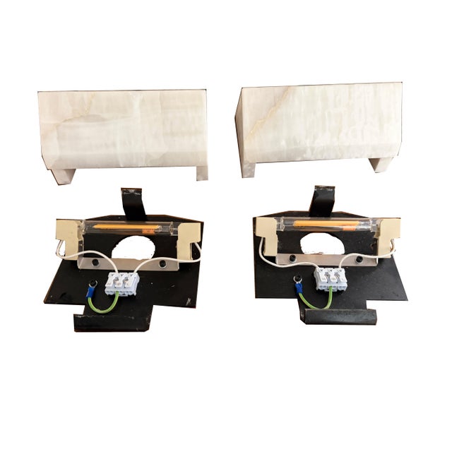 Pierre Chareau Contemporary Spanish Onyx Wall Sconce Attributed to Pierre Chareau - A Pair For Sale - Image 4 of 4