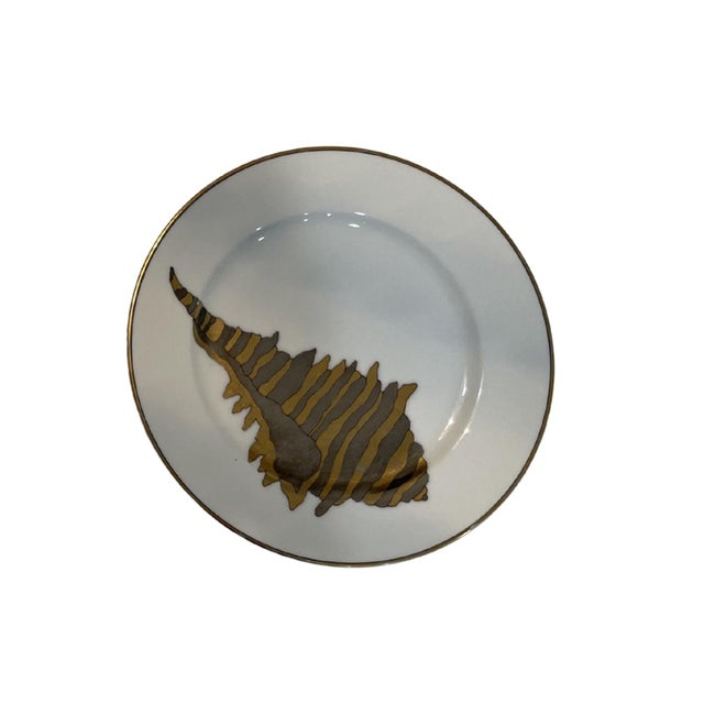 Fitz and Floyd 1980s Fitz & Floyd Shell Motif Plates – Set of 3 For Sale - Image 4 of 8