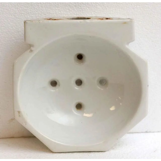 Traditional Mid 20th Century Wall Mount White Ceramic Sponge Dish For Sale - Image 3 of 6