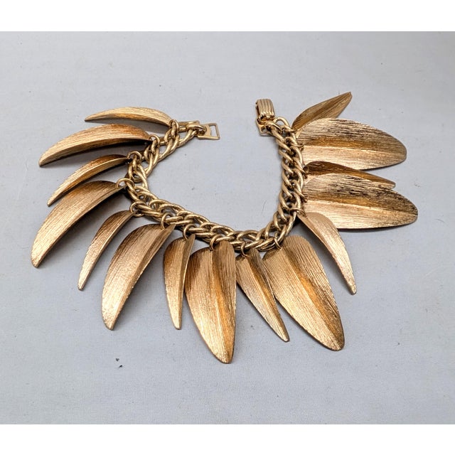 Mid-Century Modern Vintage 1955-6 Signed Napier Doris Day "Willow" Goldtone Leaves Charm Bracelet For Sale - Image 3 of 9