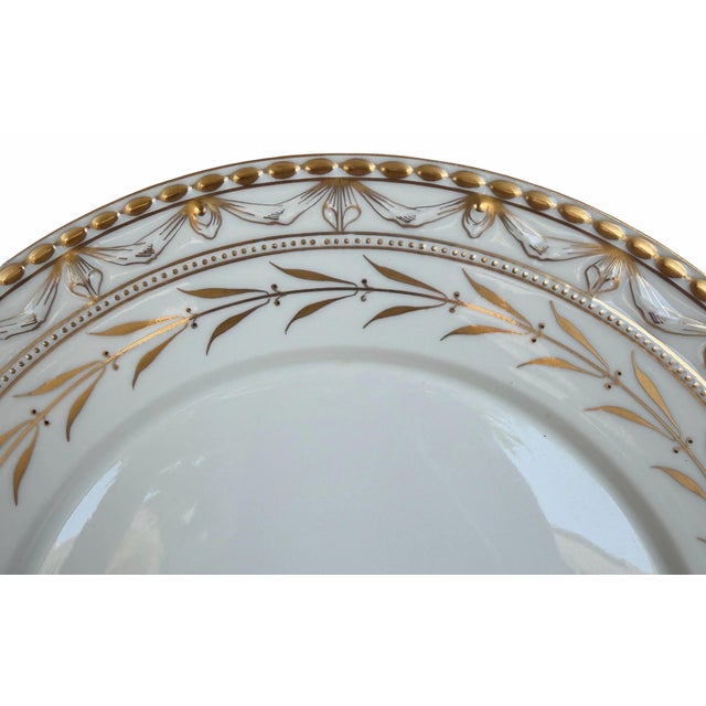 Neoclassical Early 20th Century KPM German Porcelain Kurland Gold Laurel & Swags Dinner Plate - 1 of 18 For Sale - Image 3 of 6