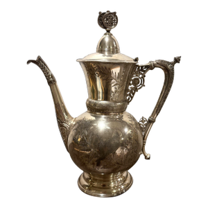 Victorian Revival Rogers Smith Silverplate Tea Kettle – 12″ Engraved Floral & Bird Design, 1946