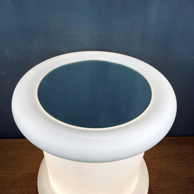 Mid-Century Floor Lamp in White Glass, Italy, 1970s For Sale - Image 6 of 15