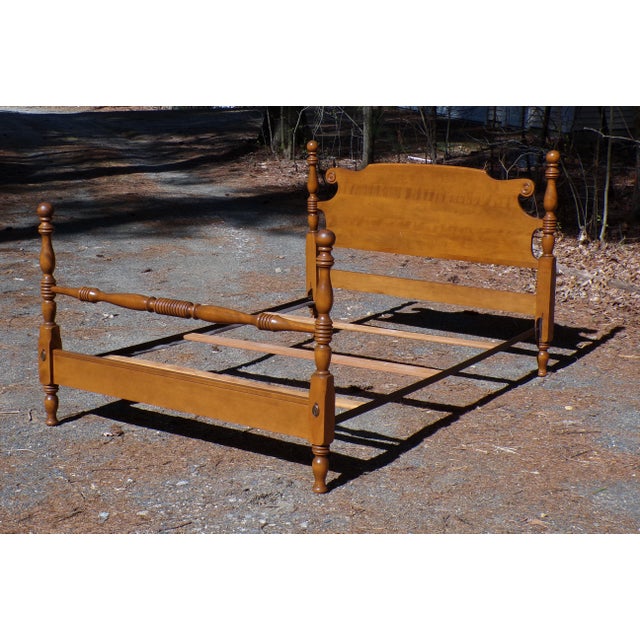 Vintage Ethan Allen Baumritter Solid Maple Full Double Cannonball Poster Bed For Sale - Image 11 of 17