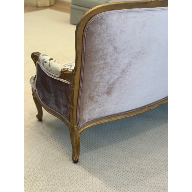 Antique French Louis XV–Style Sofa — Thibaut Katsura Lavender & Amethyst Velvet For Sale - Image 9 of 12