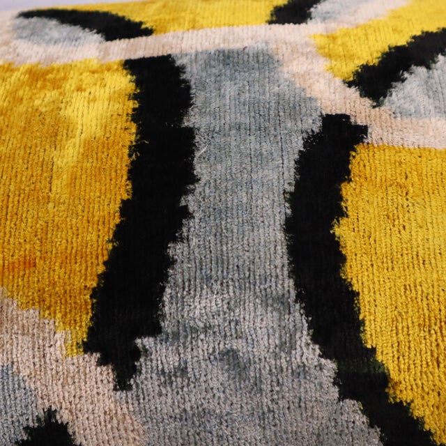 Contemporary Gray Gold Velvet Throw Pillow & Down Insert For Sale - Image 4 of 9